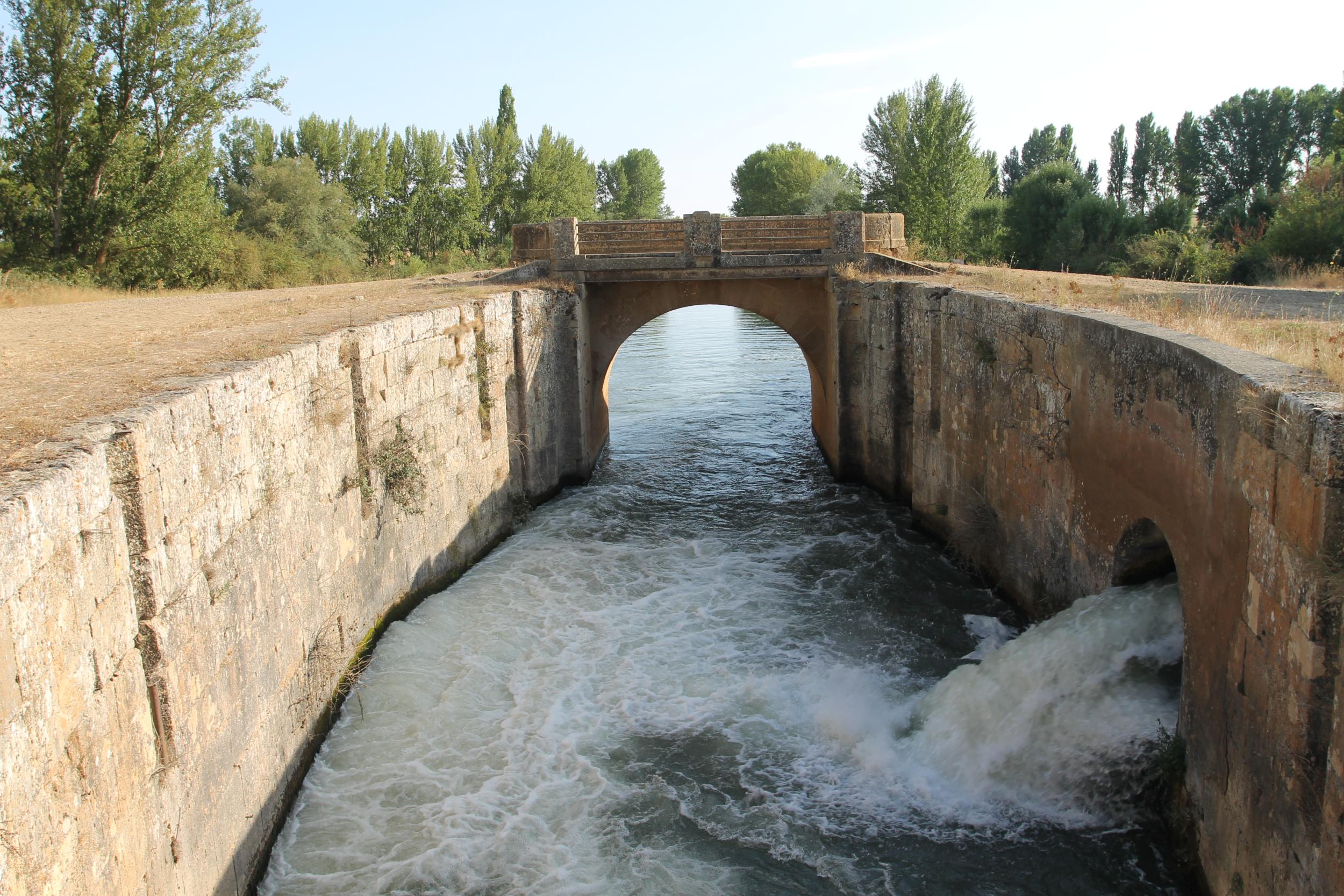 Esclusa 16, Canal de Castilla