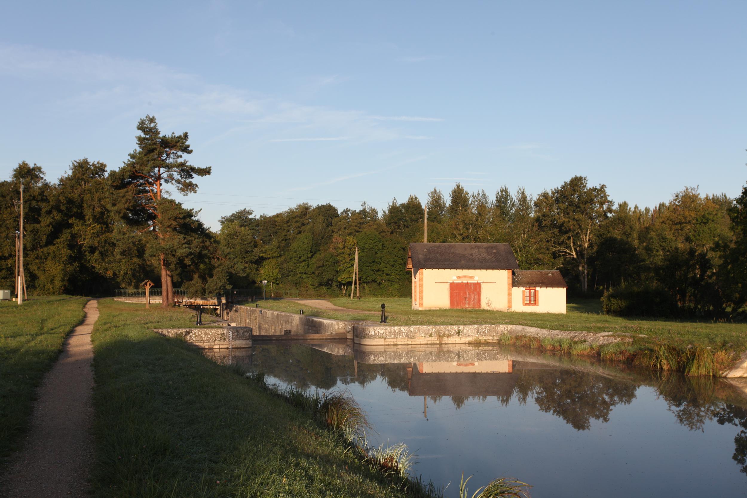 Sluis Combreux, Canal d'Orleans