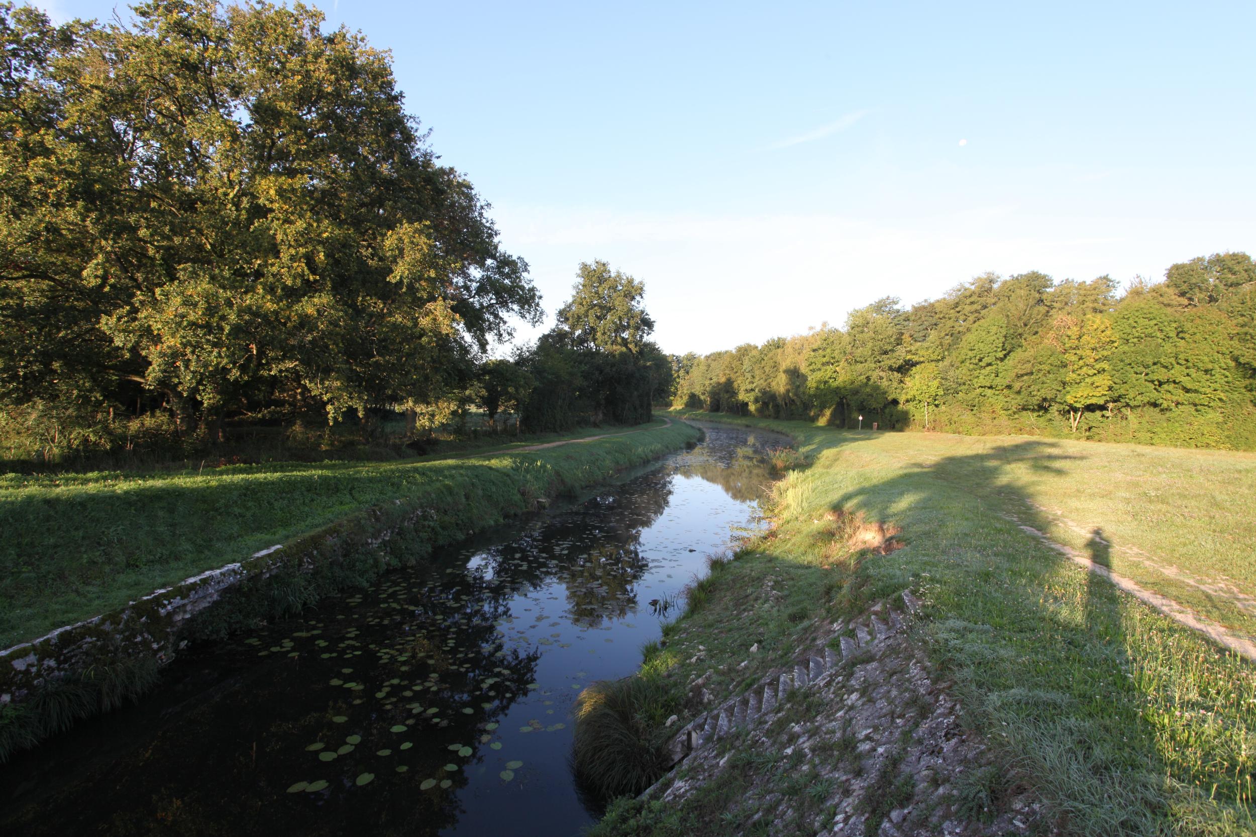 Sluis Combreux, Canal d'Orleans