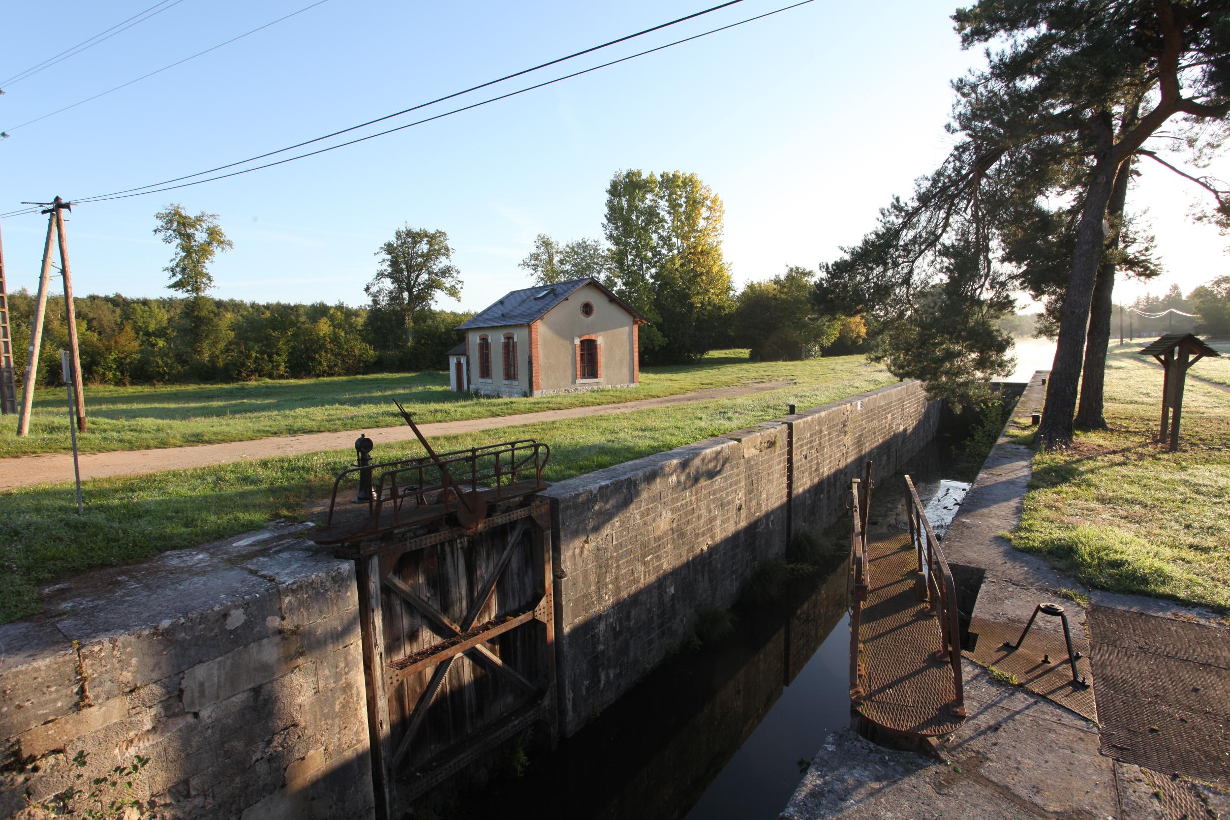 Sluis Combreux, Canal d'Orleans