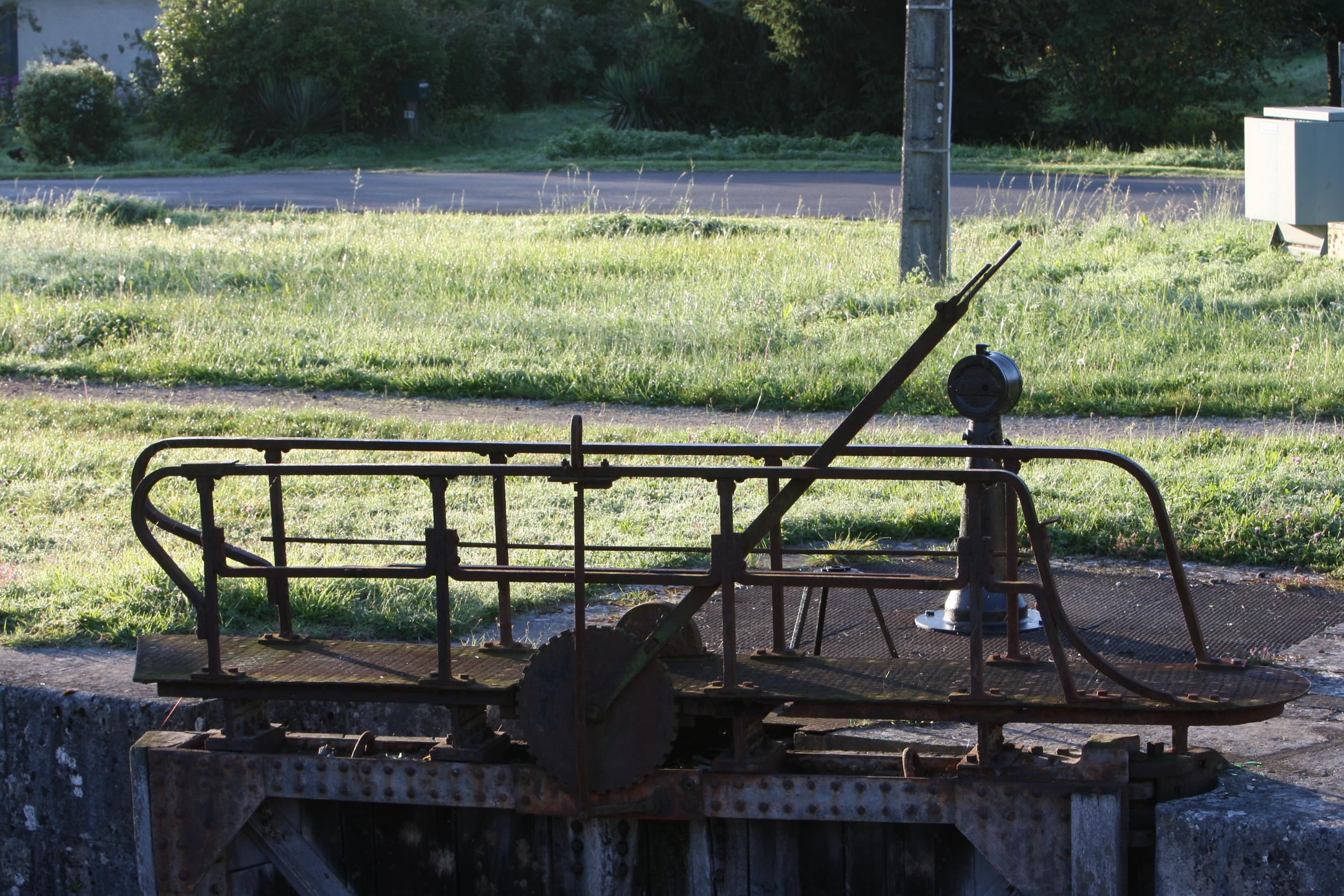 Sluis Combreux, Canal d'Orleans