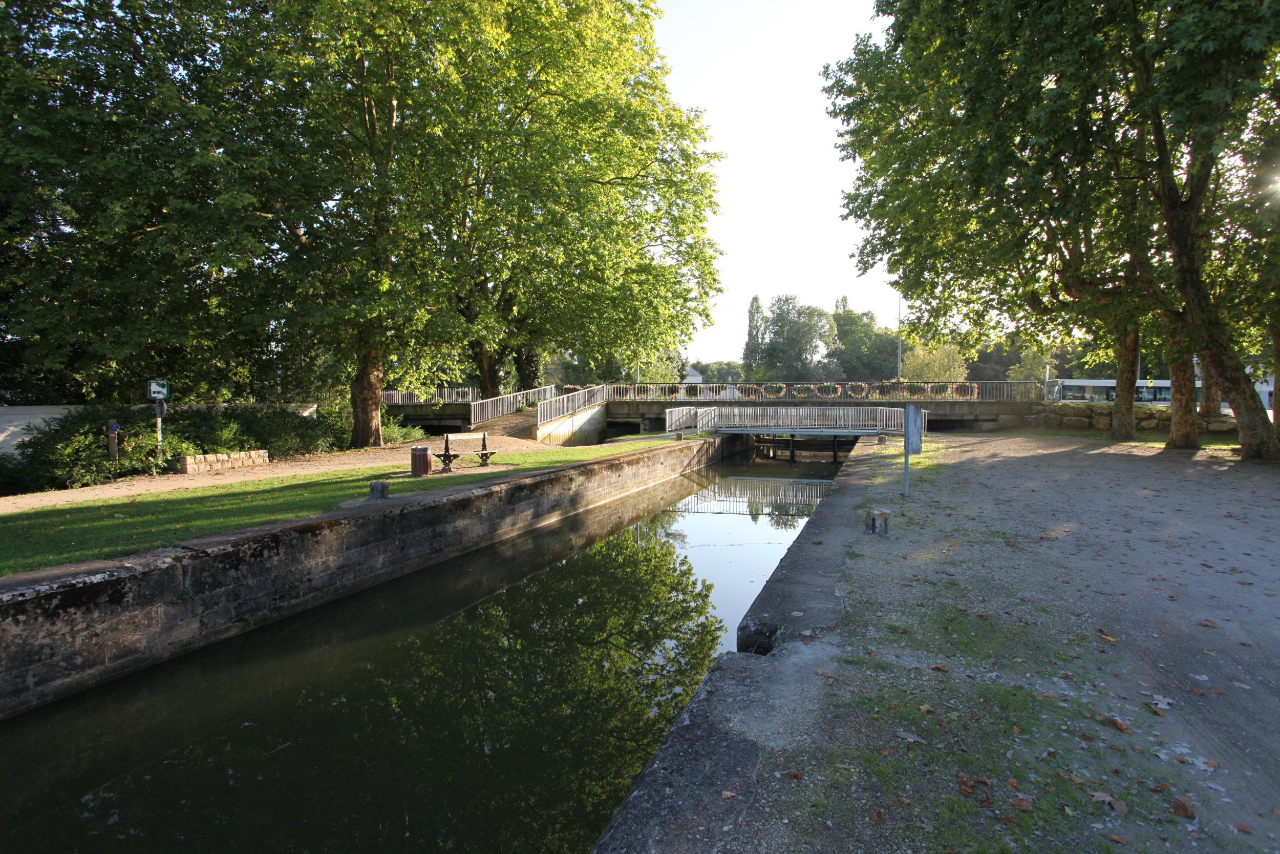 Sluis Point-aux-Moines, Canal d'Orleans