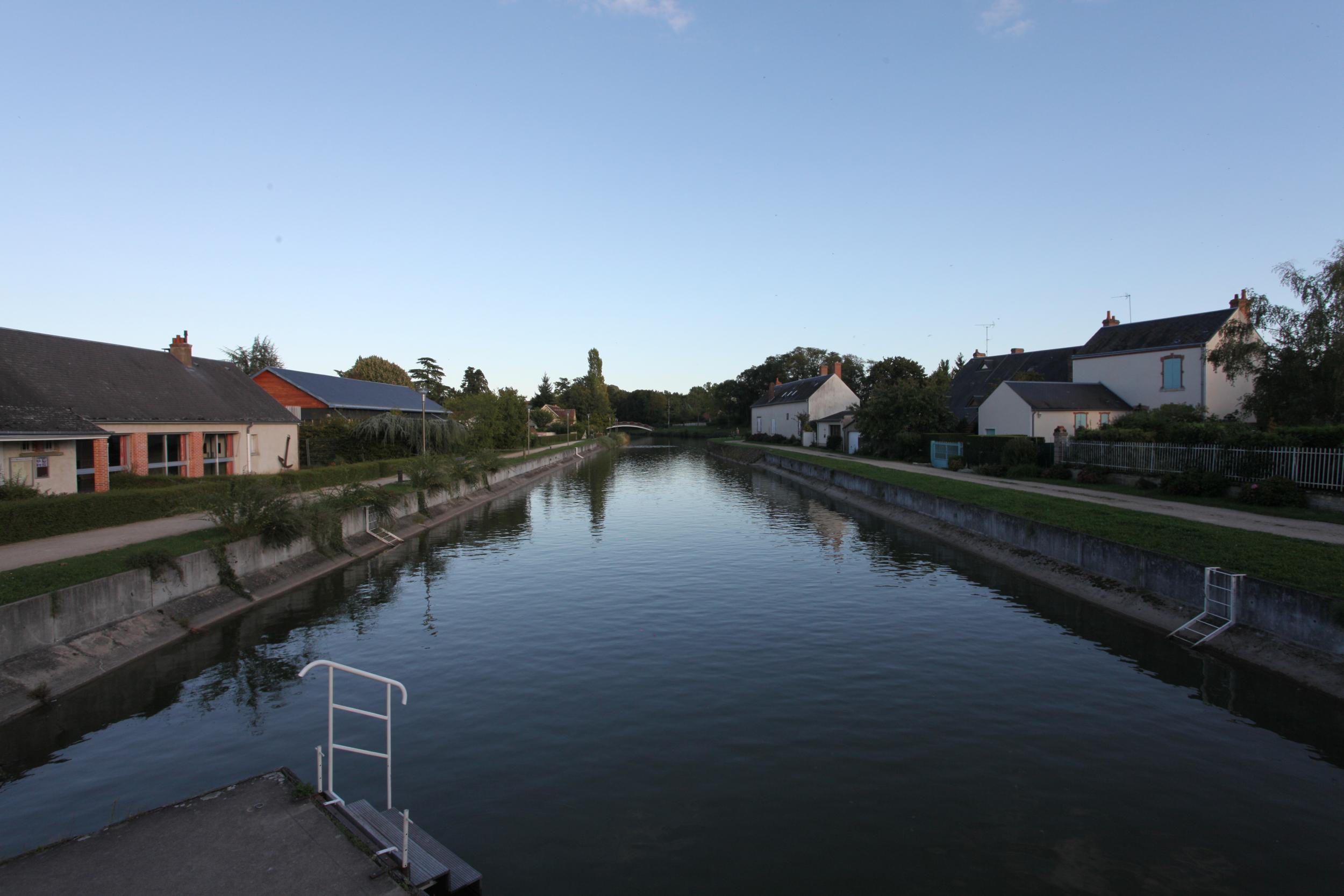 Sluis la Patache, Canal d'Orleans