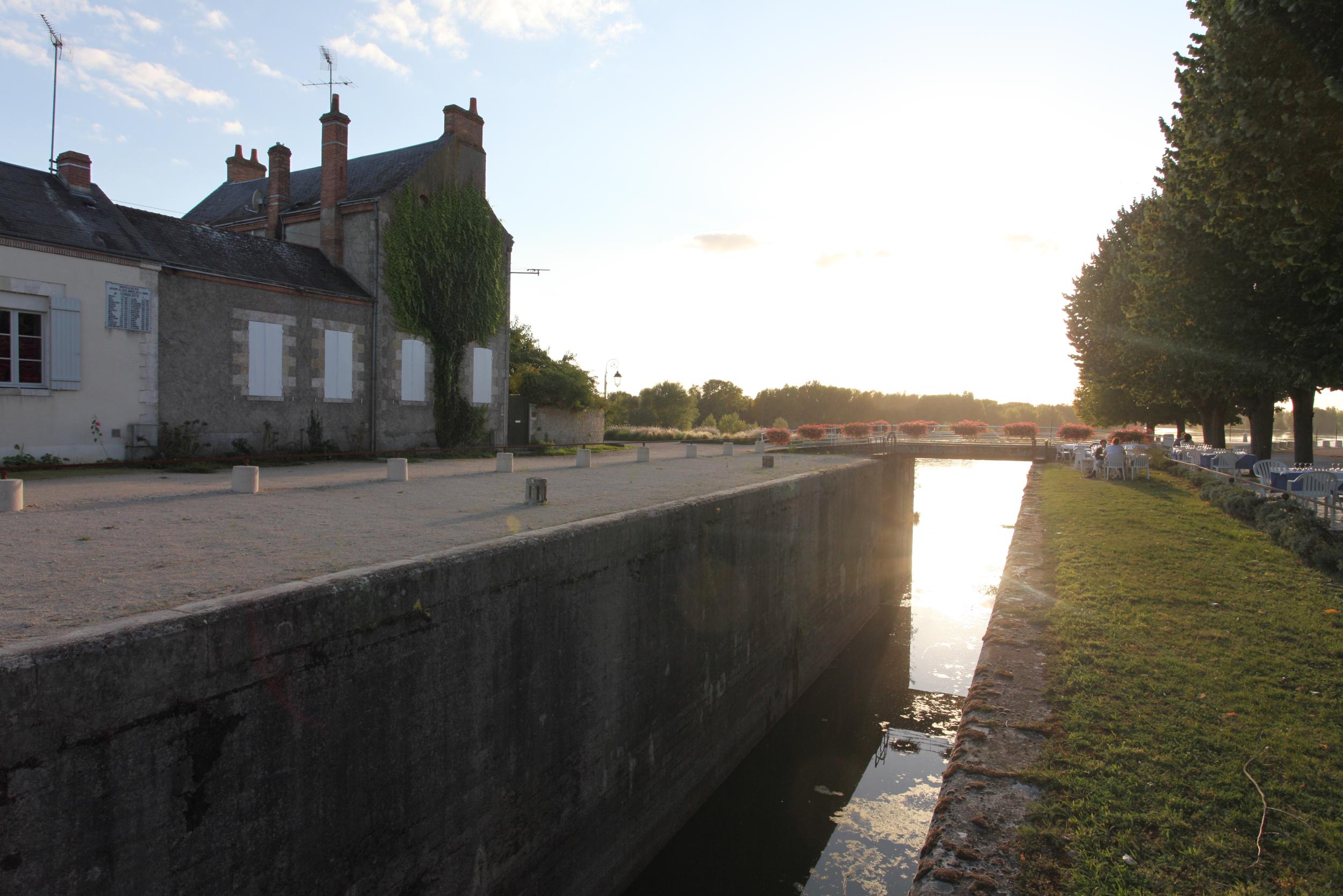 Sluis la Patache, Canal d'Orleans