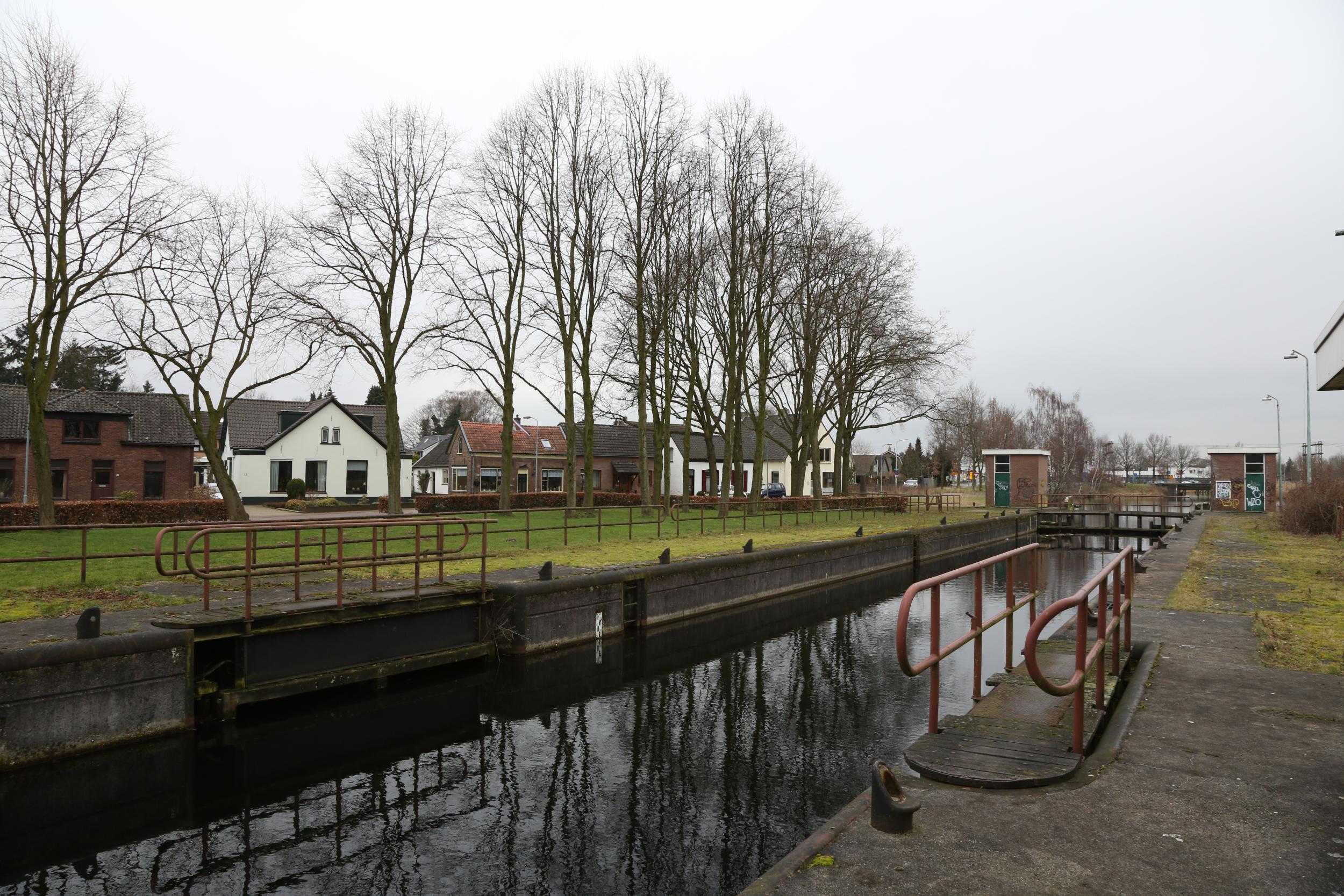 Sluis Dieren Apeldoornsch kanaal