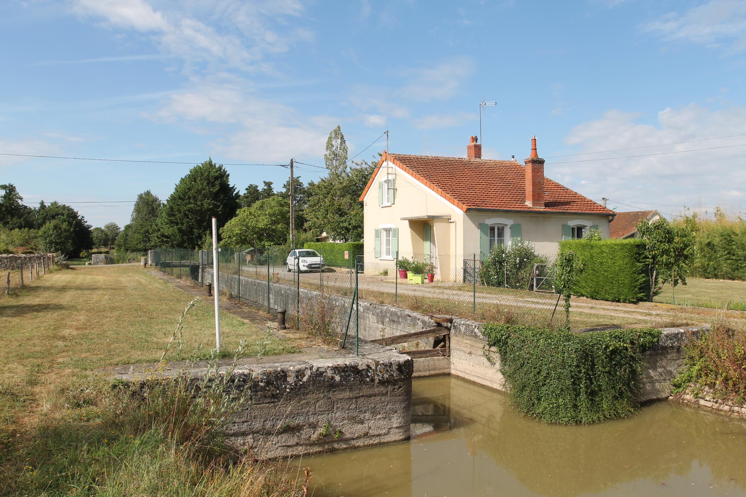 Sluis le Rhimbé, Canal de Berry